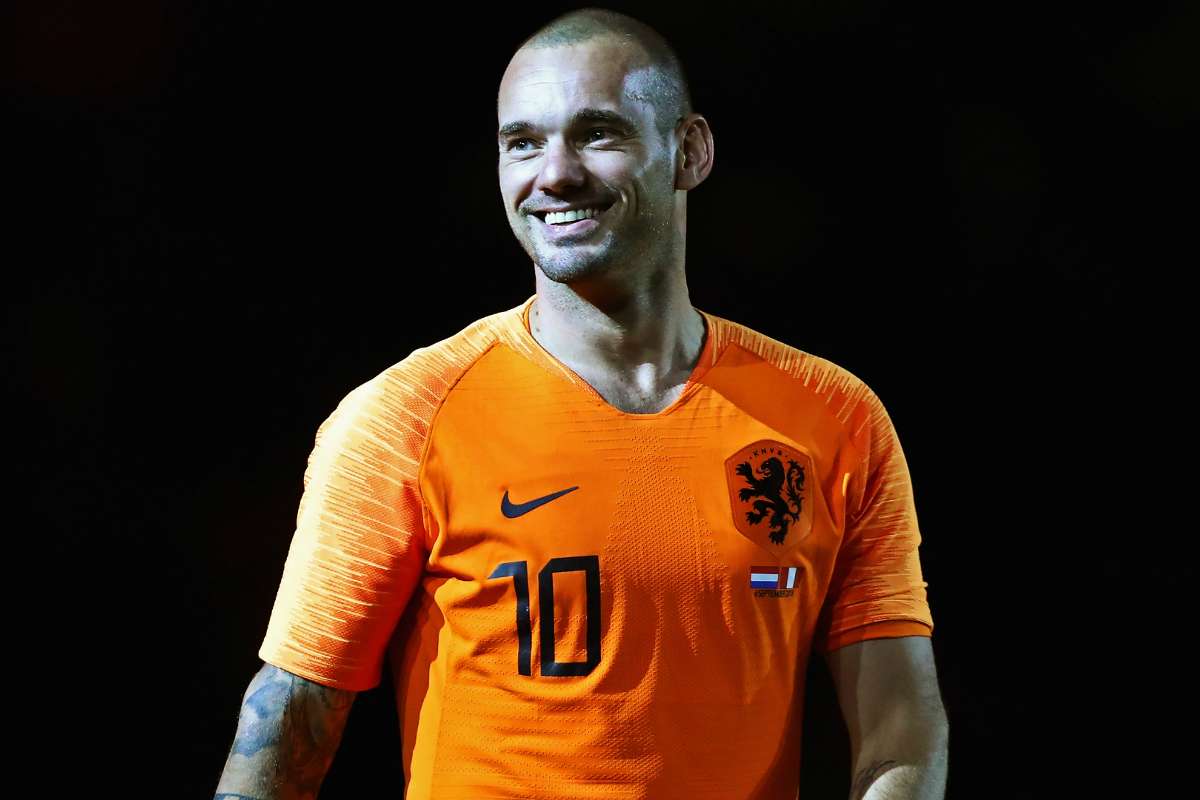Wesley Sneijder chơi cho cả Real Madrid và Inter Milan 