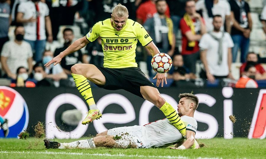 Dortmund chiến thắng Besiktas