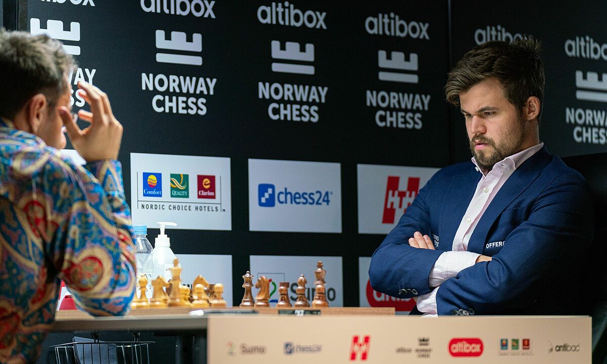 Vua cờ Magnus Carlsen lần thứ 4 vô địch siêu giải Na Uy